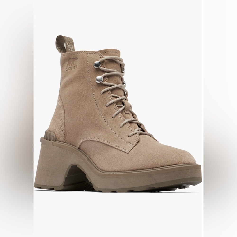 Sorel Women's Hi-LineWaterproof Lace-Up Boots - New with box
